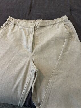 Banana Republic Women’s Light Beige Linen-Blend Tapered High Rise Chinos